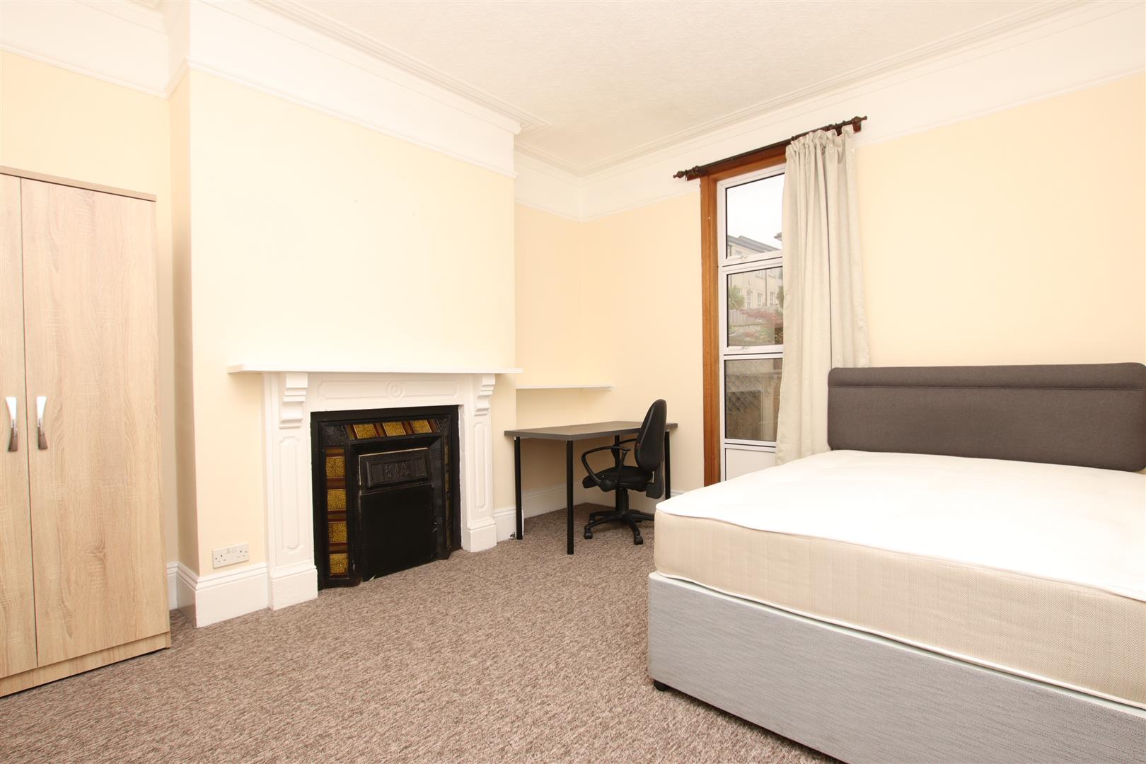 Newbridge Road, Bath, BA1